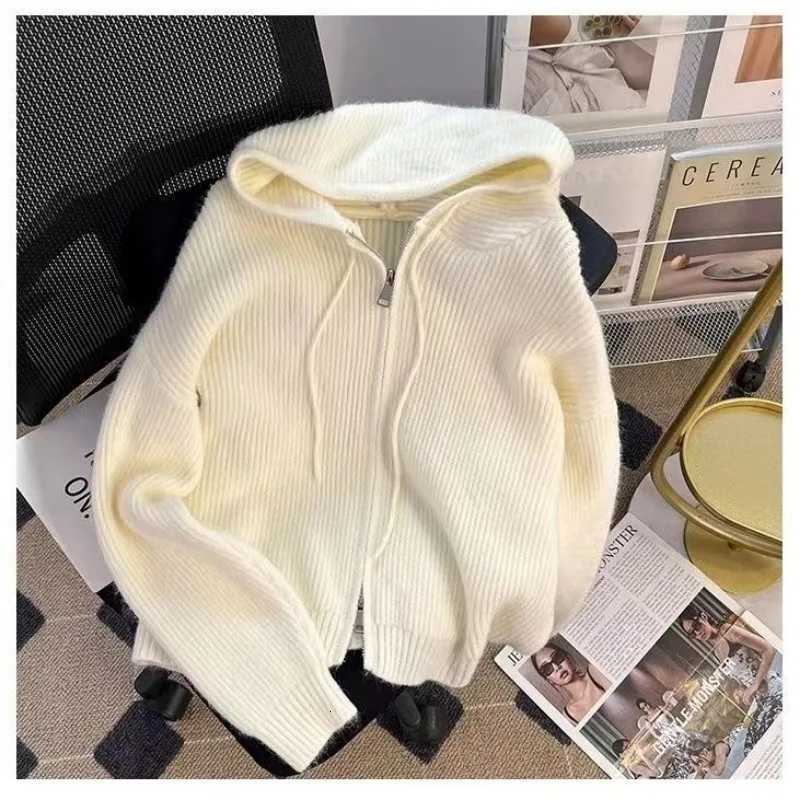 Loose and lazy zipper age reducing outer sweater womens cardigan early spring new Korean version hooded knitted sweater jacketT251101
