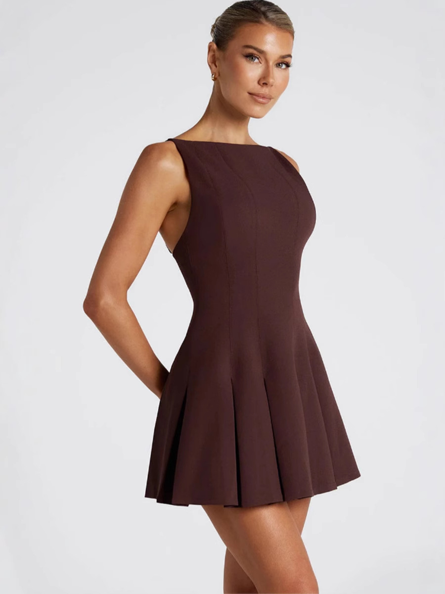 G2290 Master quality solid color sleeveless generous pullover dress 2025 spring new personality wide hem pleated waist short skirt