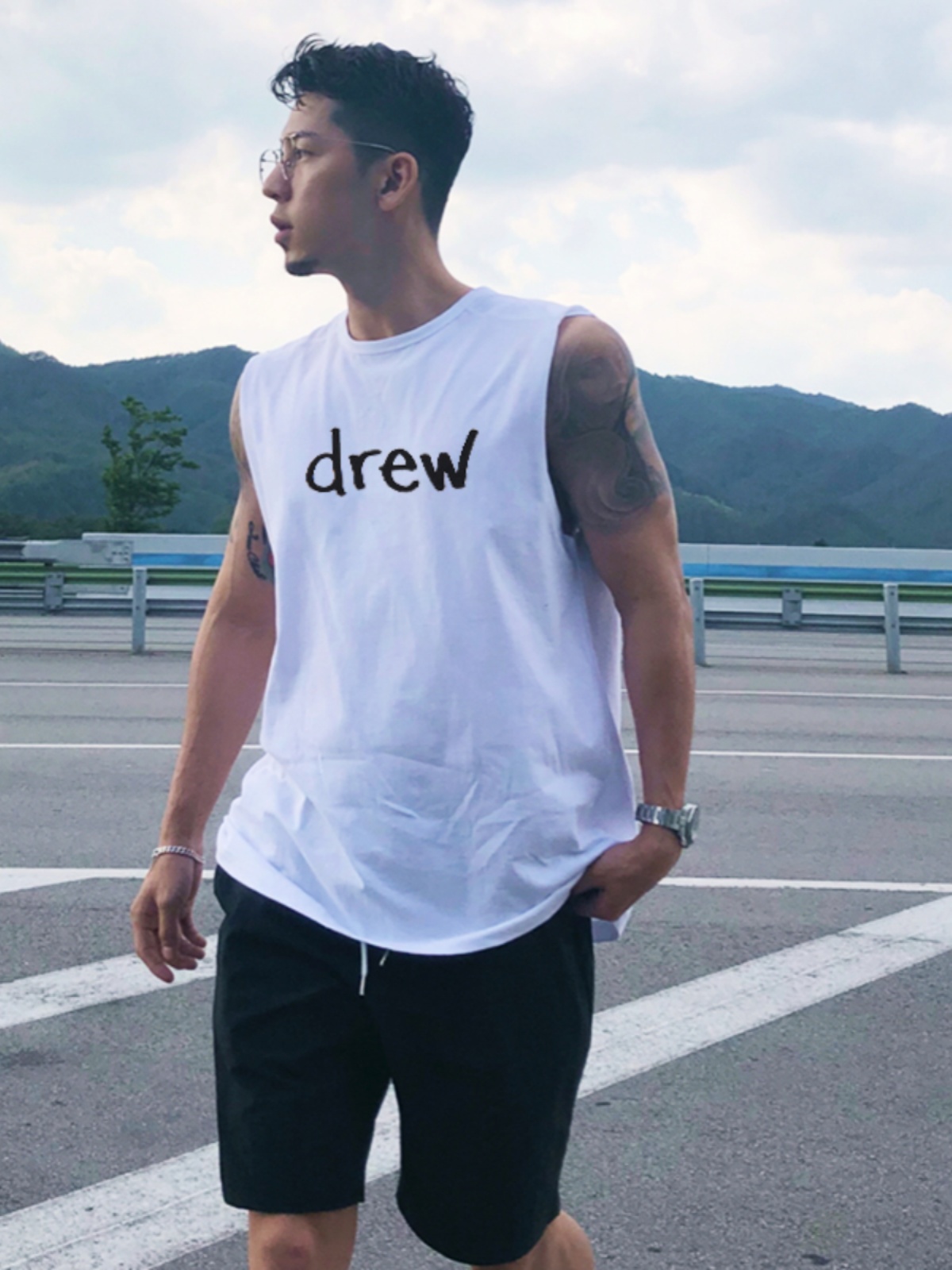 DREW HOUSE Tshirt Smiley Face Bieber DREW Loose Sleeveless Vest White T-shirts