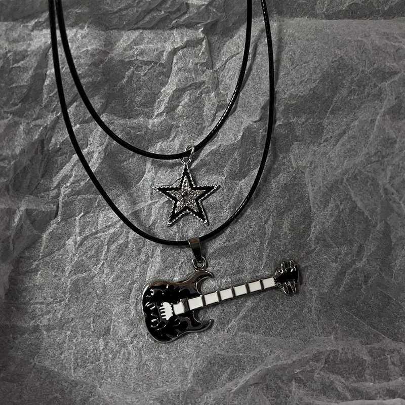 Star Pendant Vintage Necklace Punk Star Choker Rock Roll Guitar Layered Necklace for Women Men Eboy Egirl Bar Party JewelryC250407