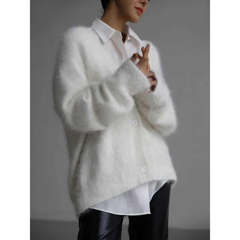Ladies New Wool Knitted Sweater Cardigan Europe And America 2024 Autumn And Winter Lazy Loose LongSleeved VNeck Sweater CoatT251101