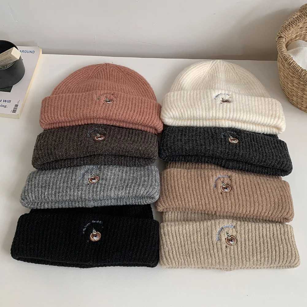2025 New Autumn Winter Bear Embroidery Windproof Pullover Beanie Hat Hip Hop Warm Soft Ear Protection Knitted Hats for WomenXJ251101