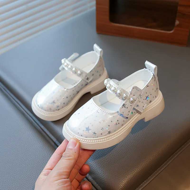 Girls Princess Shoes with Stars Kids Dance Shoes Round Toe for Party 2025 New Fashion Children Flat Shoes Nonslip Sweet CuteT251101