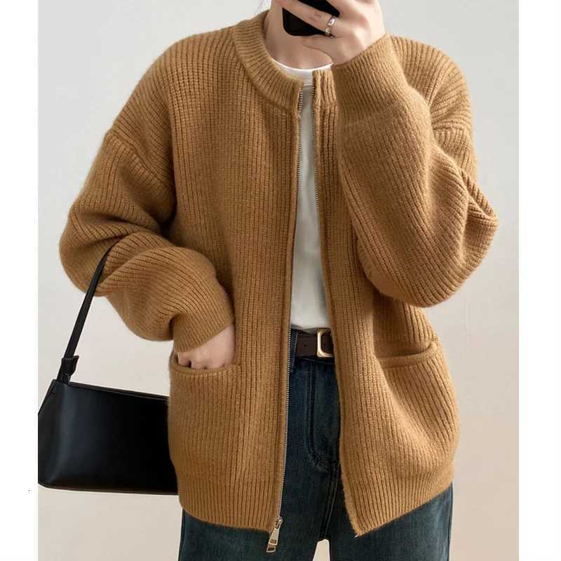 Sweater Cardigan Women Autumn Double Zipper Casual Korean Knitwear Coat Solid Color Loose Soft Long Sleeve Jackets OuterwearT251101