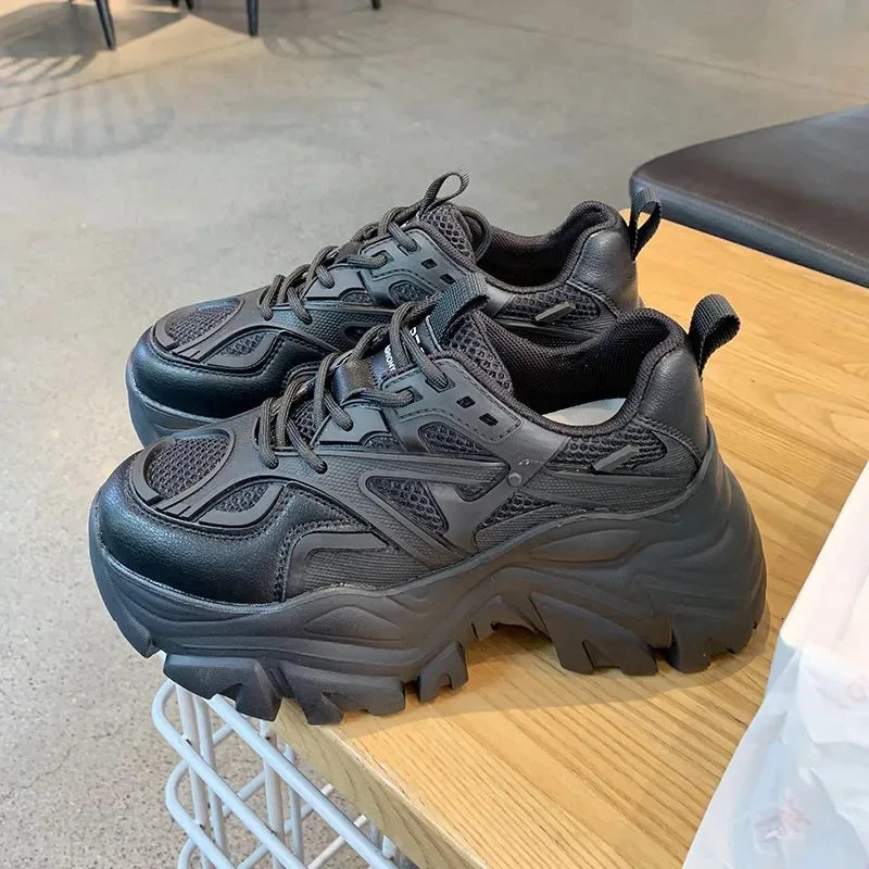 Women Fashion Platform Sport Shoes Women Summer Black Casual Chunky Sneakers Women Mesh Leather Platform Shoes 251027