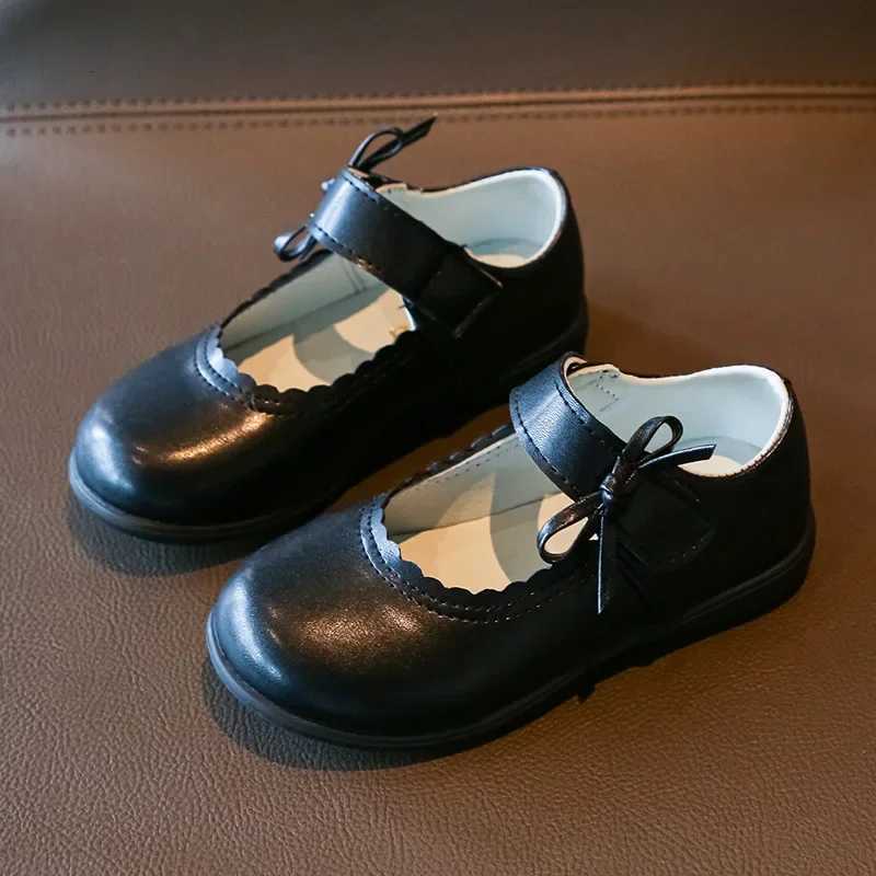 Girl Leather Shoe New Best Soft Sole Girls Shoe Classic Girls Party Shoes Flower Kid School Shoes Performance Shoes Kids SneakerT251101