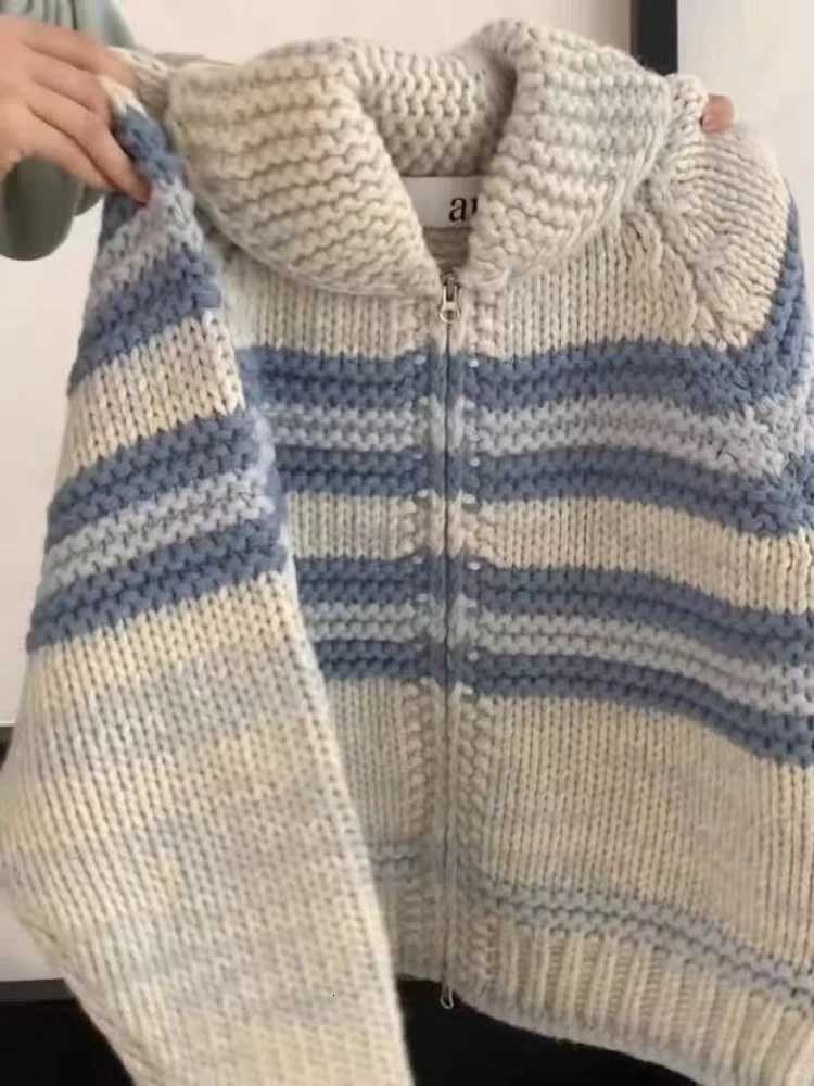 Autumn Vintage Korean Fashion Knit Soft Sweater Coat Women Loose Fit Long Sleeve Stripes Wool Cardigan Casual Retro Elegant TopsT251101