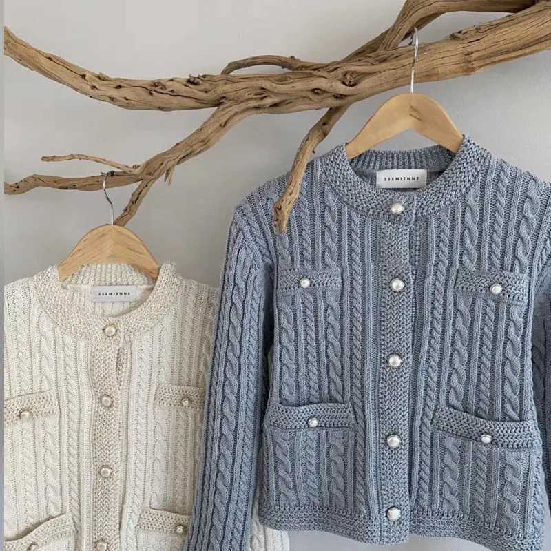 Autumnwinter Korean ONeck Cardigan Elegant Long Sleeve Knitted Jackets Loose Casual Sweater Coats Office Lady KnitwearT251101