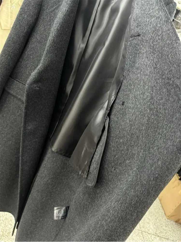 Shoulder Pad Office Lady Woolen Jackets 2024 Autumn And Winter DoubleBreasted Elegant Loose Long Womens 100 Wool CoatsT251101