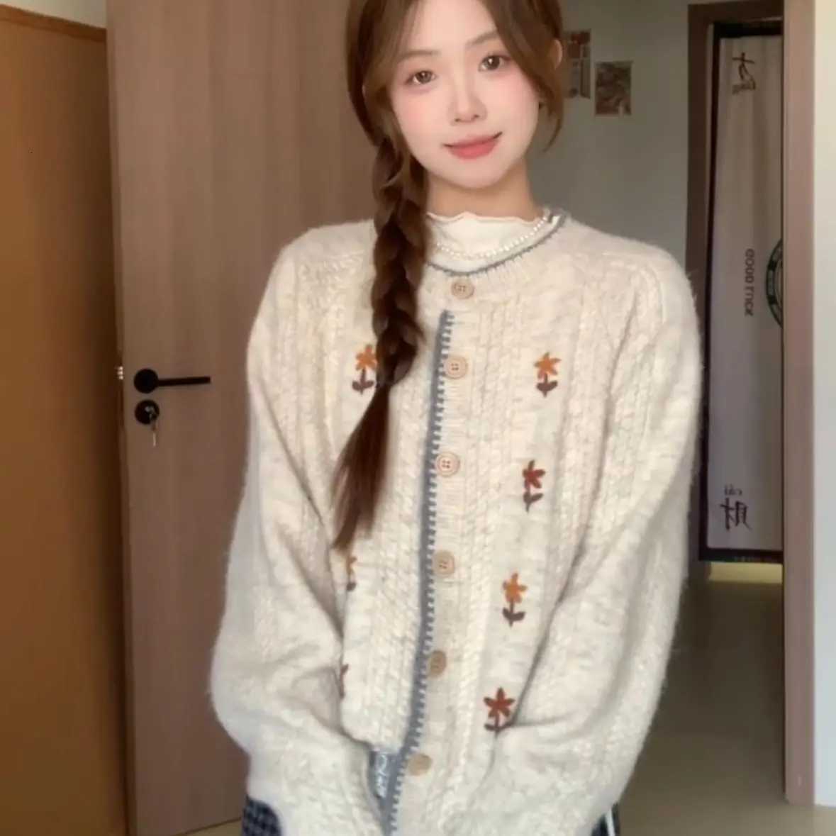 Japanese Style Soft Round Neck Long Sleeve Knitted Cardigan Women Autumn Winter New Fashion Heavy Work Unique Sweater CoatT251101