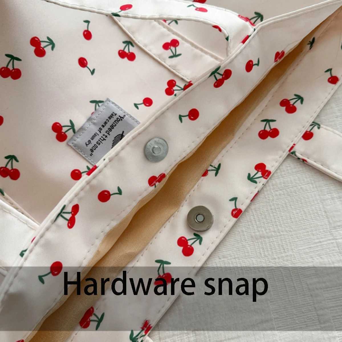 White cotton filled with large capacity cherry shoulder bag Tote trend shoulder bag 1 pack suction direction randomW251101