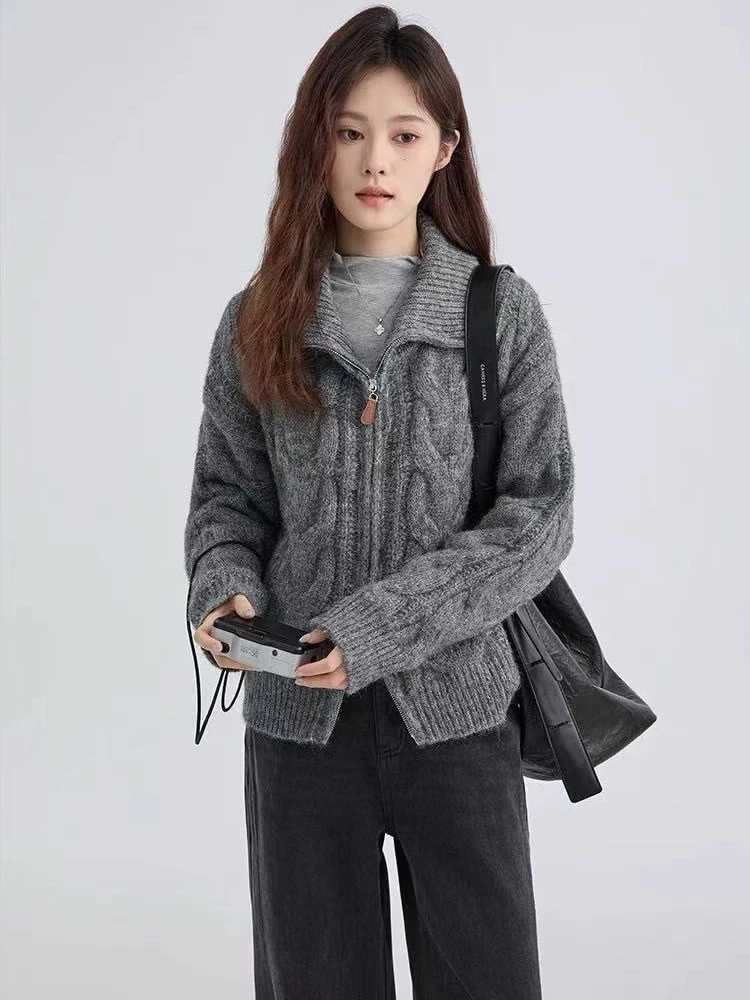 Womens Turtleneck Cardigan Longsleeved Sweater Autumn and Winter New Zipper Solid Color Office Sweater Jacket Korean FashionT251101