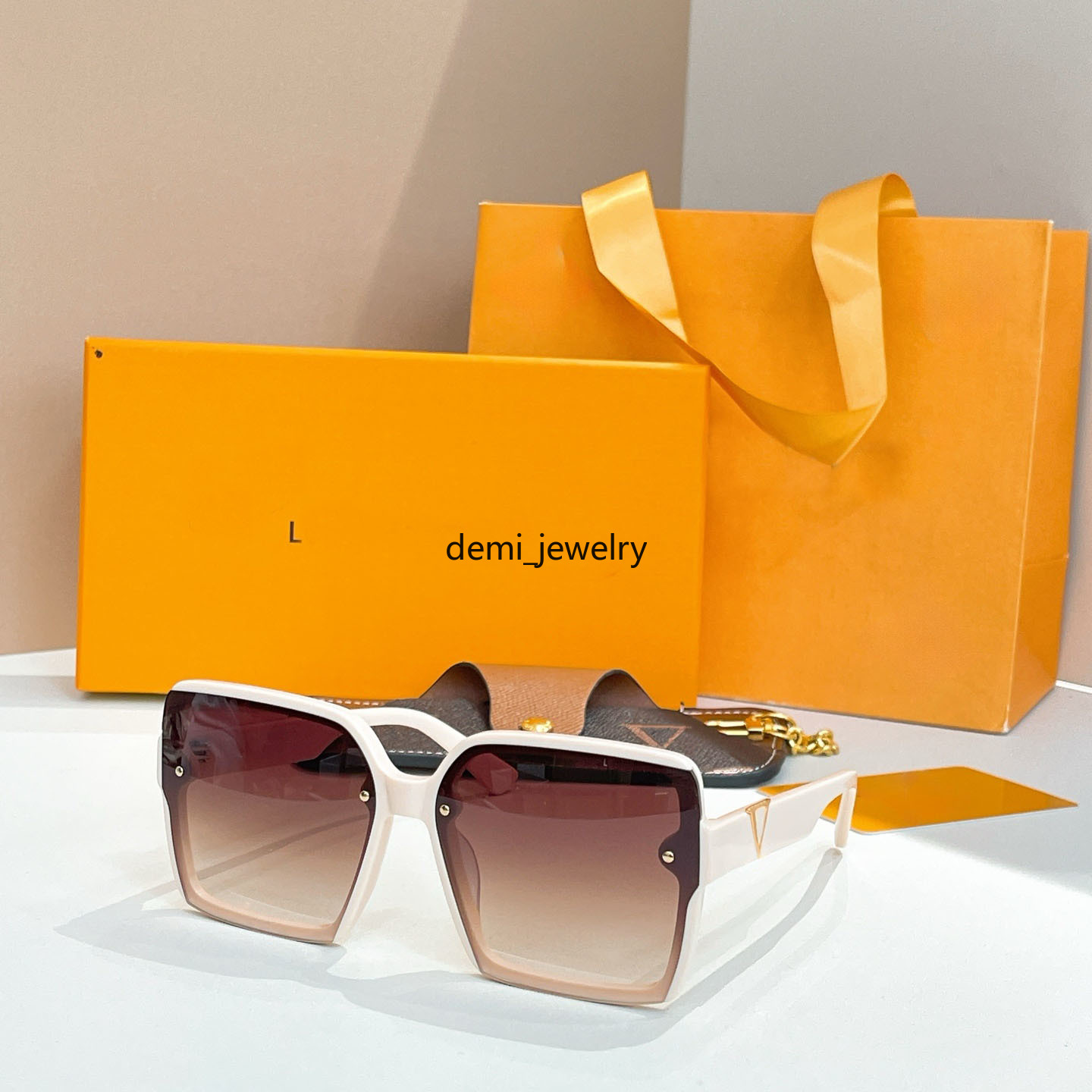 fashion brand Sunglasses Woman Sunglasses Adumbral Fashion Sunglasses Unisex Sunglasses Designer Sunglasses for Elegant Shade and Style W