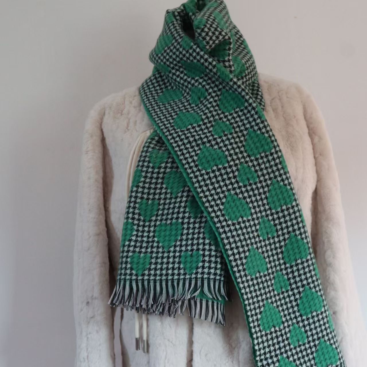T397 plaid scarf women's winter Korean version all-match thick warm scarf women's spring and autumn love double-sided cashmere shawl