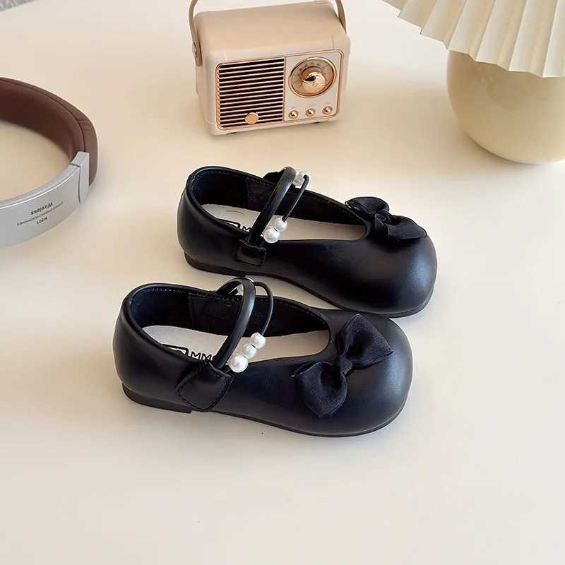 Fashion Girls Shoes Spring New Kids Leather Shoe Soft Soled Girls Casual Shoes Anti Slip Child Shoe Simple Girl Leather ShoesT251101