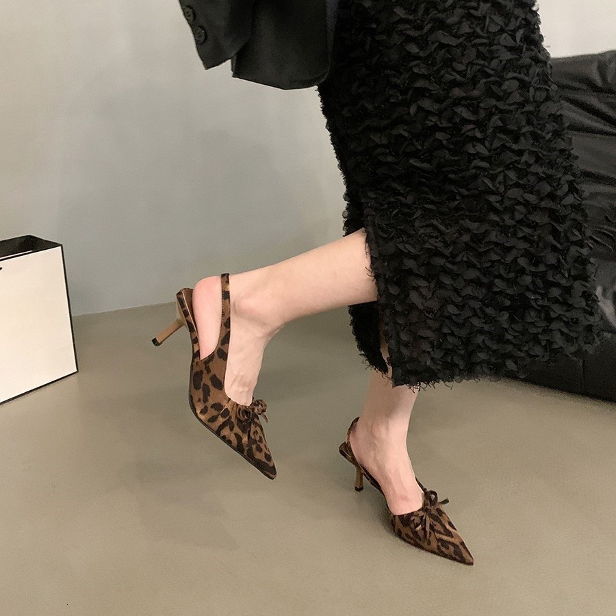 Niche high heels leopard print toe sandals fairy shoes 2024 new summer style pointed bow single shoes 240827