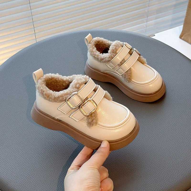 2024 Winter New Children Leather Shoes with Cotton Girls Fashion British Style Soft Antislippery Versatile Princess Chic ShoesT251101