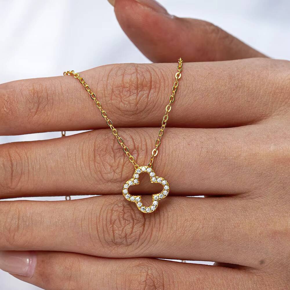 Luxury Clover Design Necklace VVS Moissanite Diamond Pendant for Women Wedding S925 Sterling Silver Chain Charm