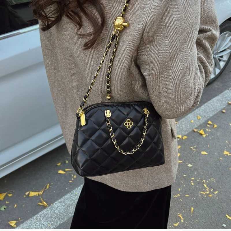 2025 Spring Quilted Chain Bag luxury Crossbody Purse for Women Mini Shoulder Bag with Adjustable StrapW251101