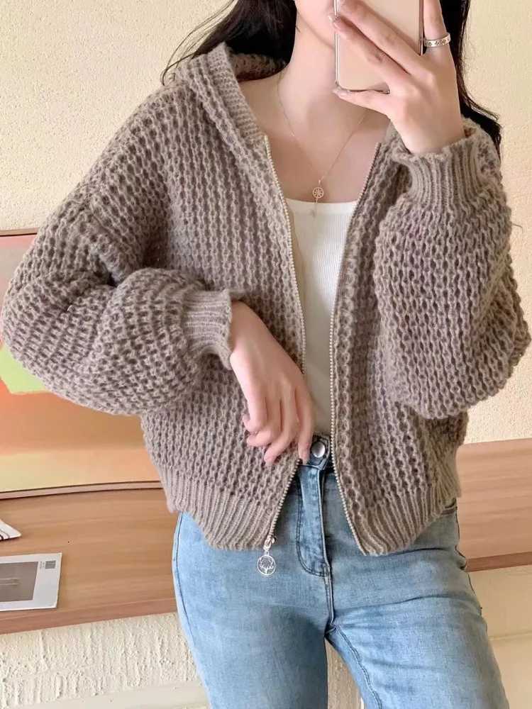 Korean Retro Hooded Knitted Cardigan Casual Slim Fit Zipper Sweater Jacket Autumn Womens Elegant Solid Color Knitted TopT251101