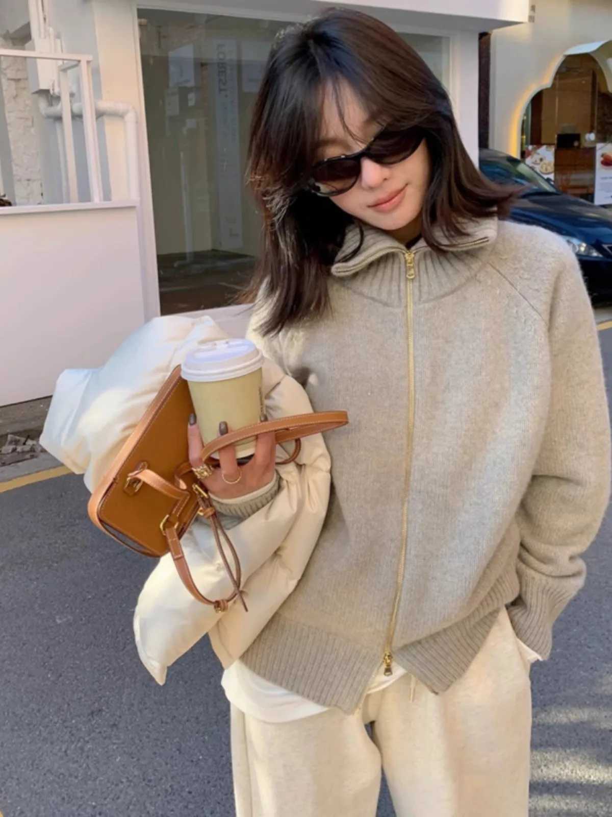 This years fashion turtleneck 100 cashmere zipper cardigan women autumn and winter lazy loose thick knit sweater coatT251101