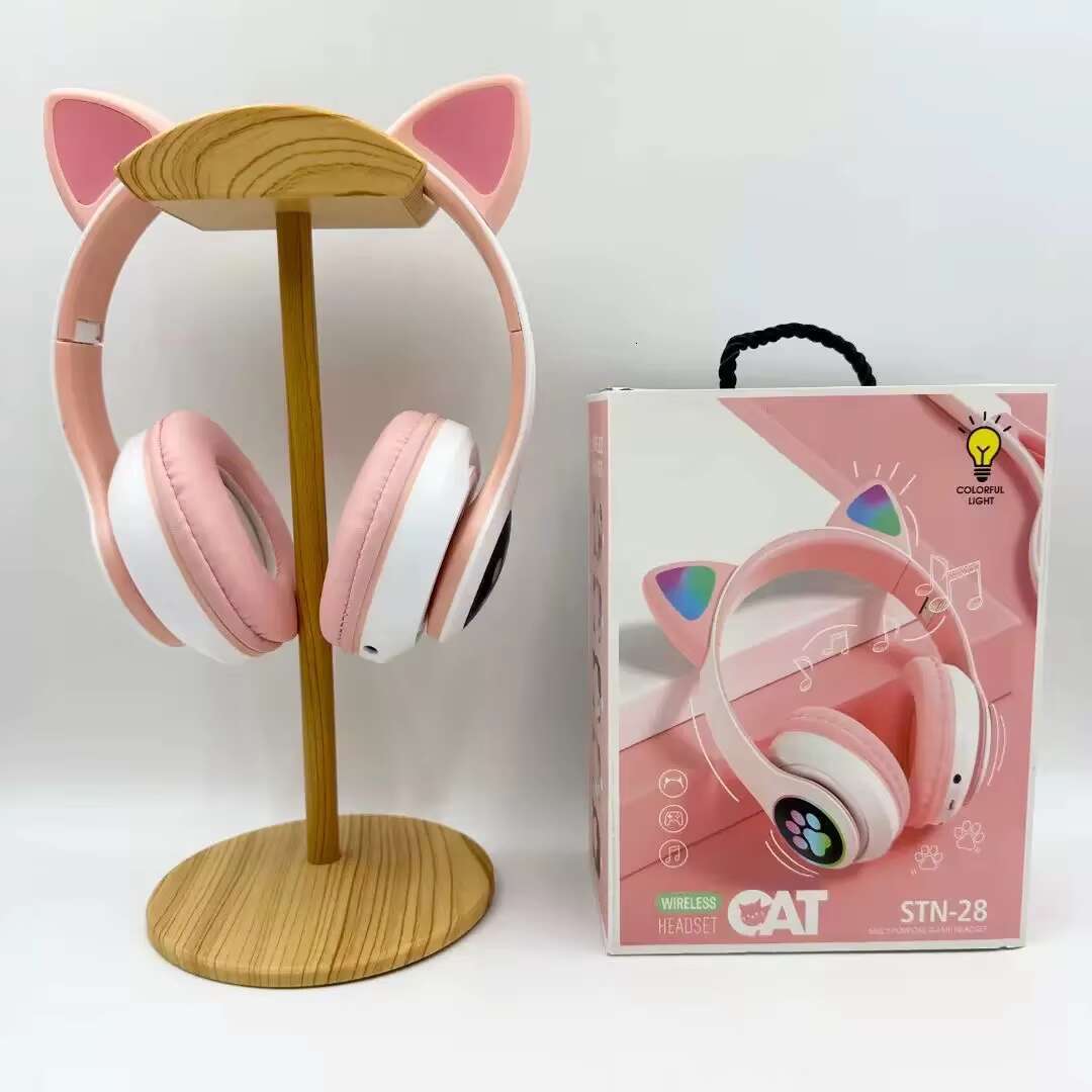 Headphone S28 Hot Cool Luminous Wireless Headset Earphone Auriculares Cute Cat Ear Headphones with Mic