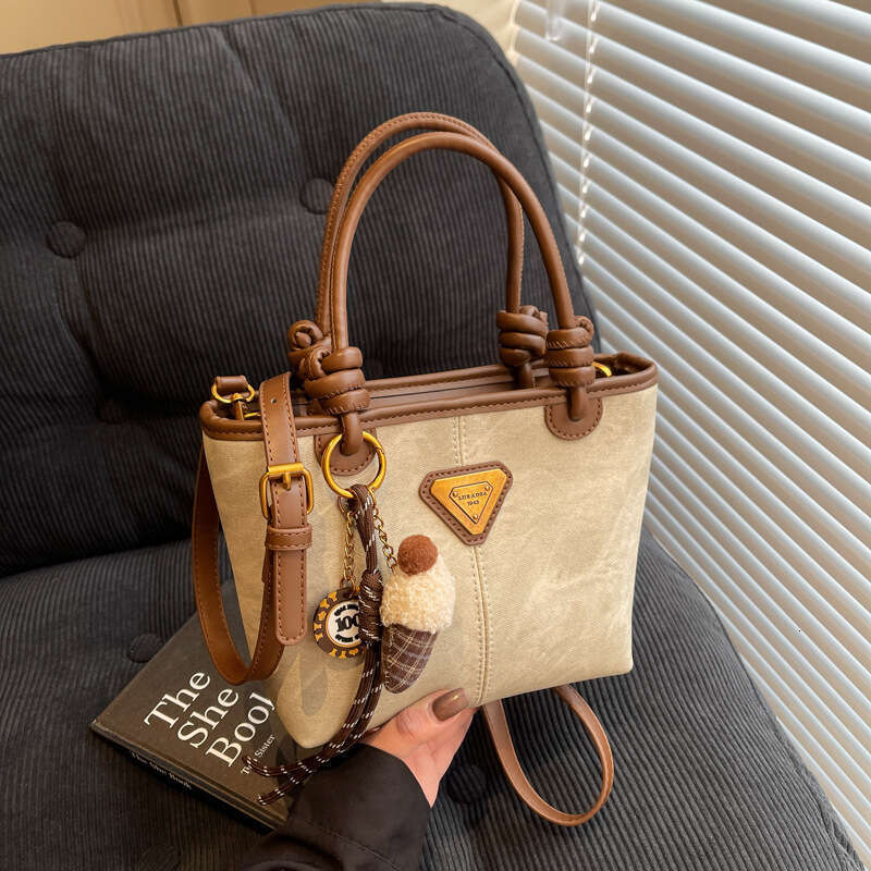 Trendy Versatile Handheld Bucket 2025 New Fashion Casual Shoulder High-end Commuter Crossbody Bag for Women