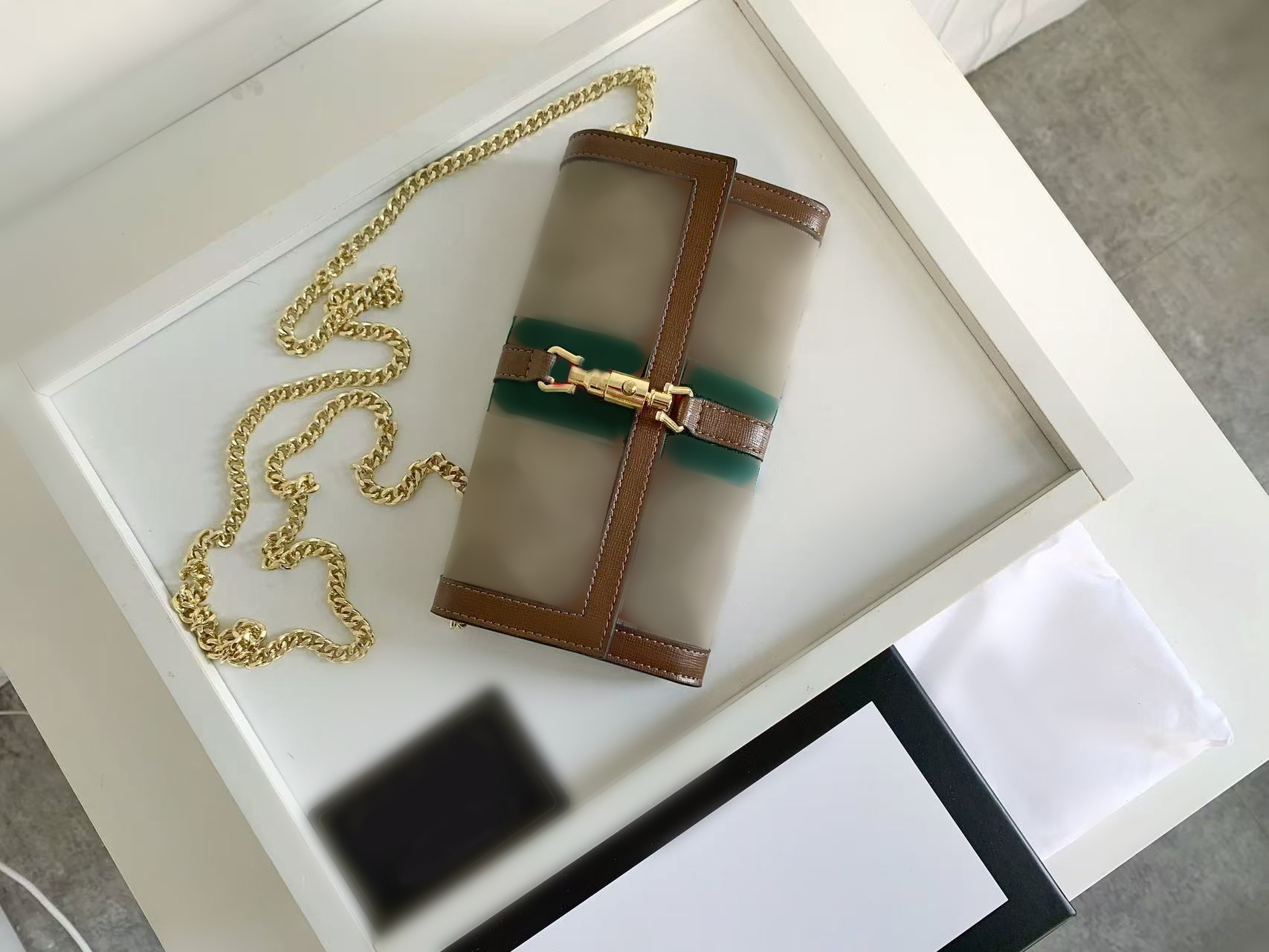 Eco-Friendly Vogue Tote - Recycled Fabric Fashionable Backpack for Everyday Use