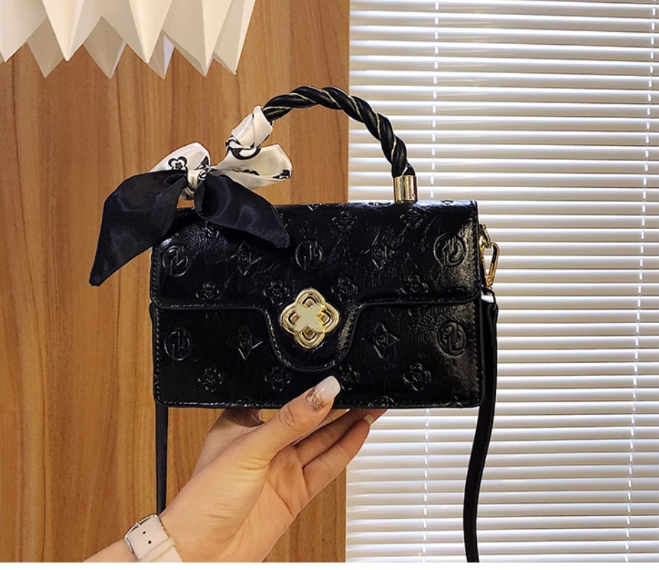 Free shipping 2025 new design Shoulder Bags womem flower square bag handbag pink women crossbody bag