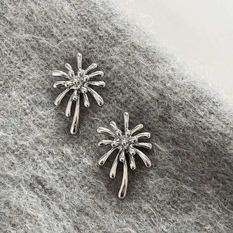 French Elegant Niche Unique Design Cool Fireworks Stud Earrings For Women Fashion Cute Simple Geometry Jewelry Party Gifts Y250401