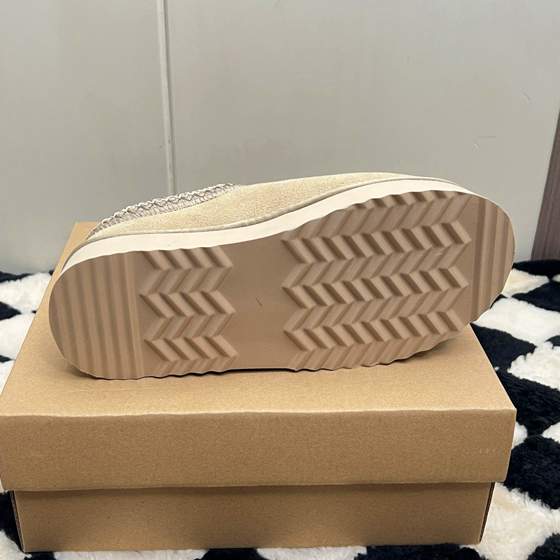 MEOD Slippers For Womens Designer Shoes Platform Slides Snow Boots Designer Booties Ultra Mini Chestnut Wool Slides Fluffy Leather Women Slider With B