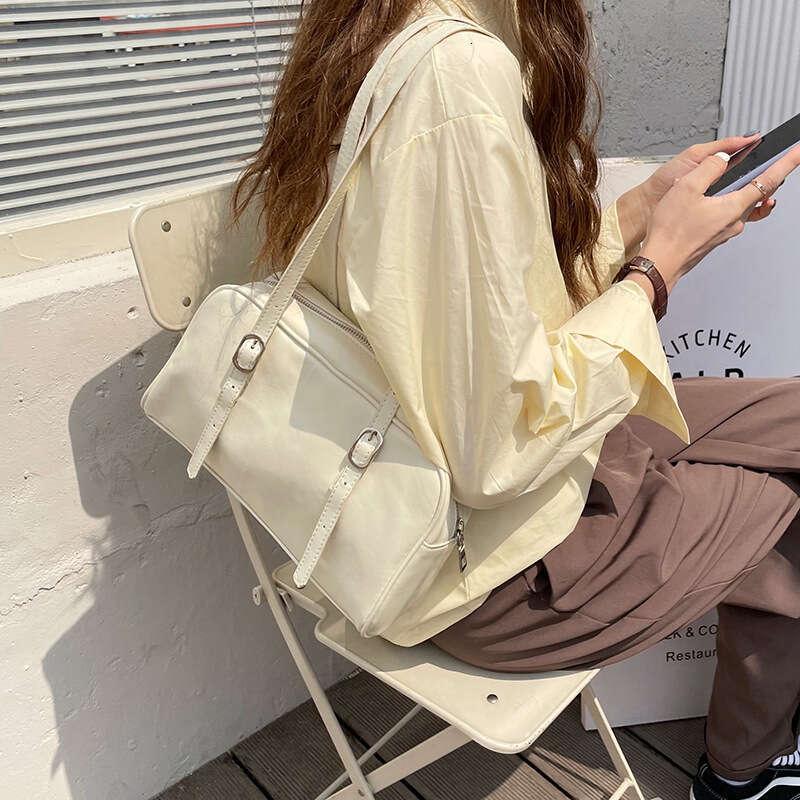 2025 NEW Spring green shoulder niche casual armpit Korean ins bag, 2025 new versatile commuter women's bag