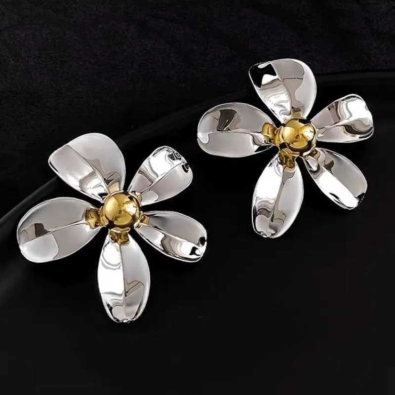 Xiaoluoke Metal Geometric Sunflower Earrings European and American Style Large Earrings Party Travel Jewelry Y250401