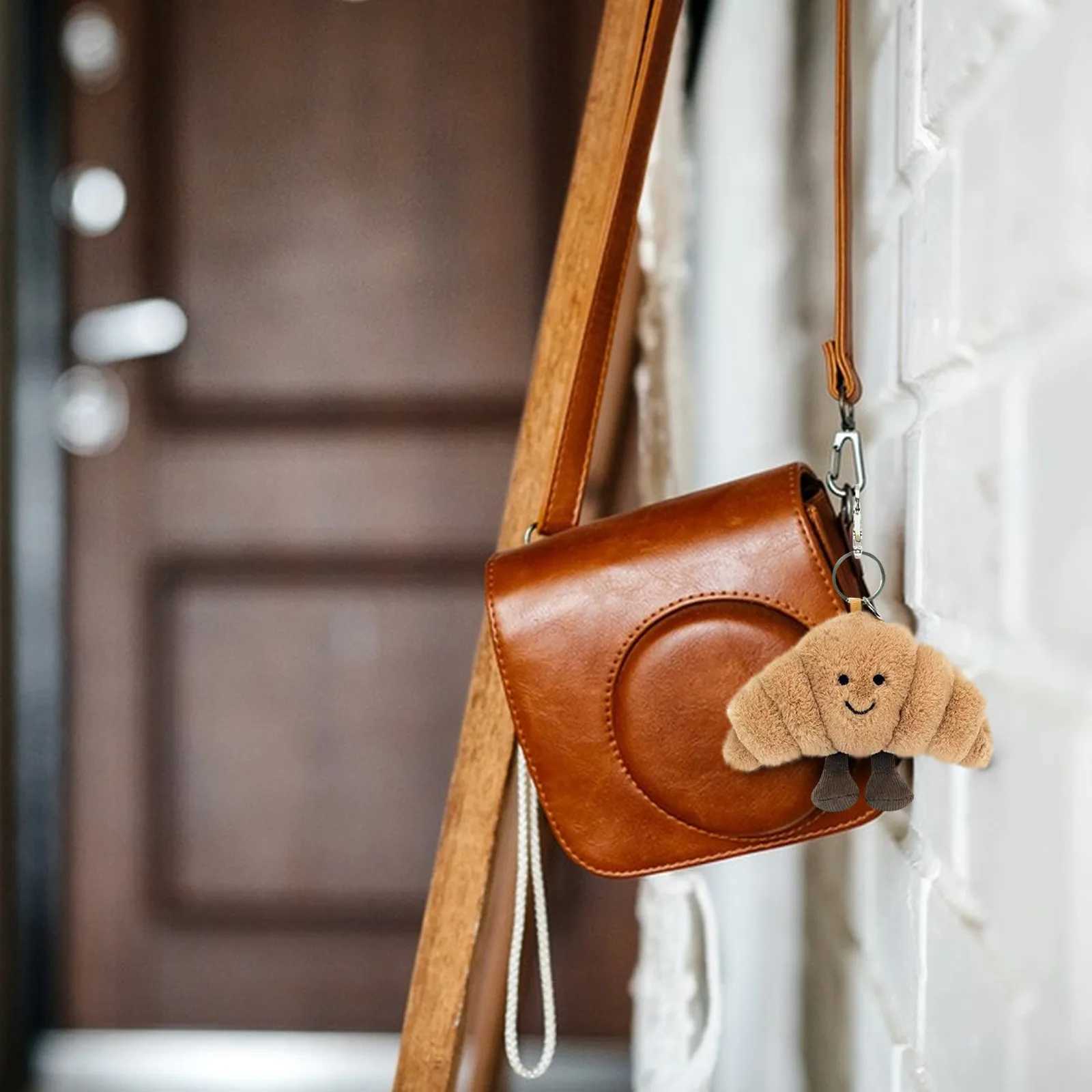 Inventory Kawaii Bread Plush Pendant Toy Creative Croissants Roll Bread Plush Doll Keychain Decorative Backpack Pendant Gift X250402