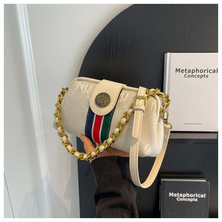 Free Shipping 2025 Best-Selling Alphabet Print Fashion Chain Crossbody Bag Elegant Retro Versatile Square Shoulder Bag for Women Hot Sale Dark Brown W