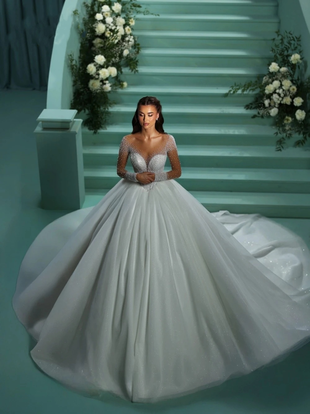 Elegant A Line Wedding Dresses Pearls Bridal Gowns O Neck Sparkly Long Sleeves Bride Dresses Princess Custom Made Sweep Train Plus Size Vestido de nov