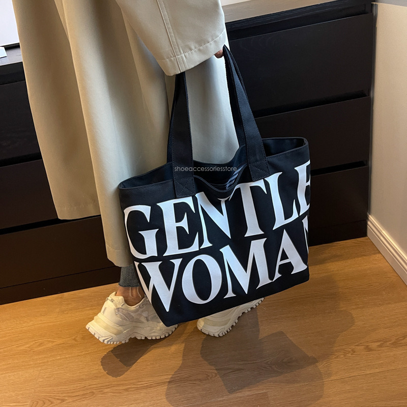 New Free Shipping Designer Bag Thai Gentle Woman Tot Mommy Canvas 2025 New Letter Printed Simple Shoulder Bag Trendy