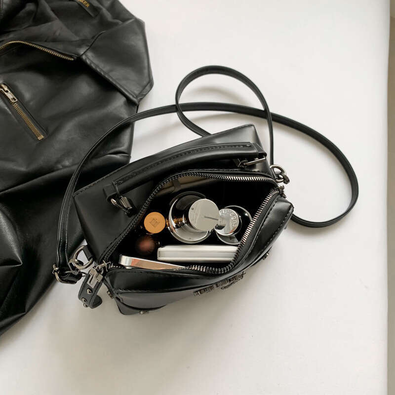 Spicy girl style handbag for women y2k cross small square high-end sense single shoulder crossbody bag, 2024 temperament versatile new trendy clothing