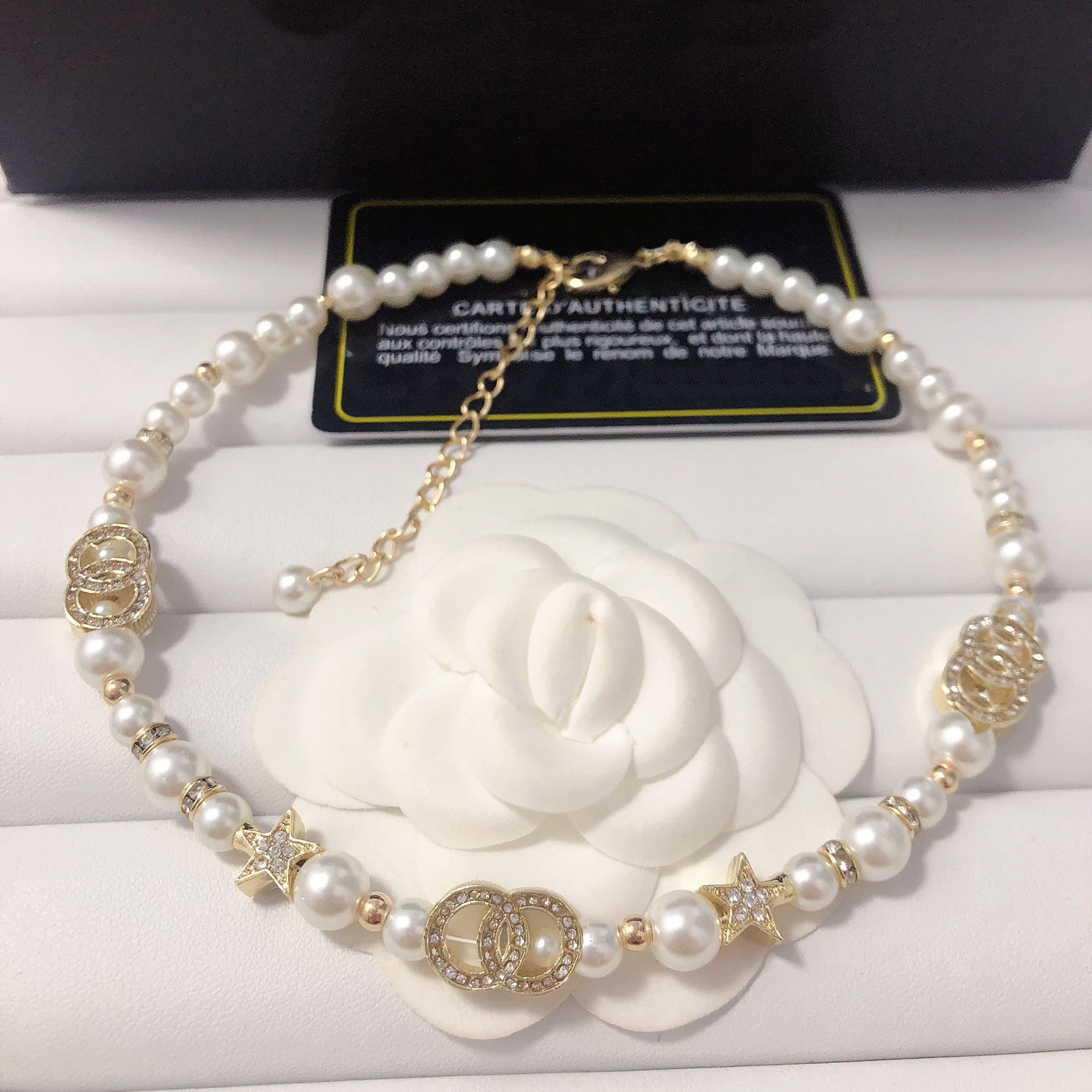 Luxury Womens Gold Plated Necklace High Quality Pearl Necklace Spring New Design With Box For Charming Girls Birthday Party