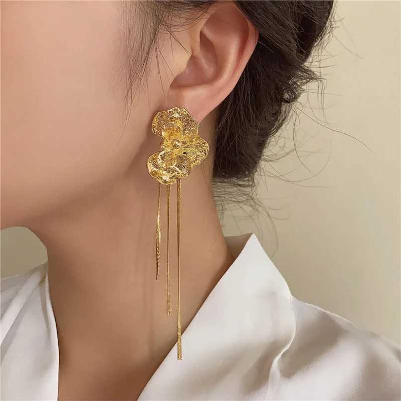 European And American Light Luxury Simple Metal Flower Tassel Dangle Earrings For Women Fashion Elegant Jewelry Party Gifts Y250401