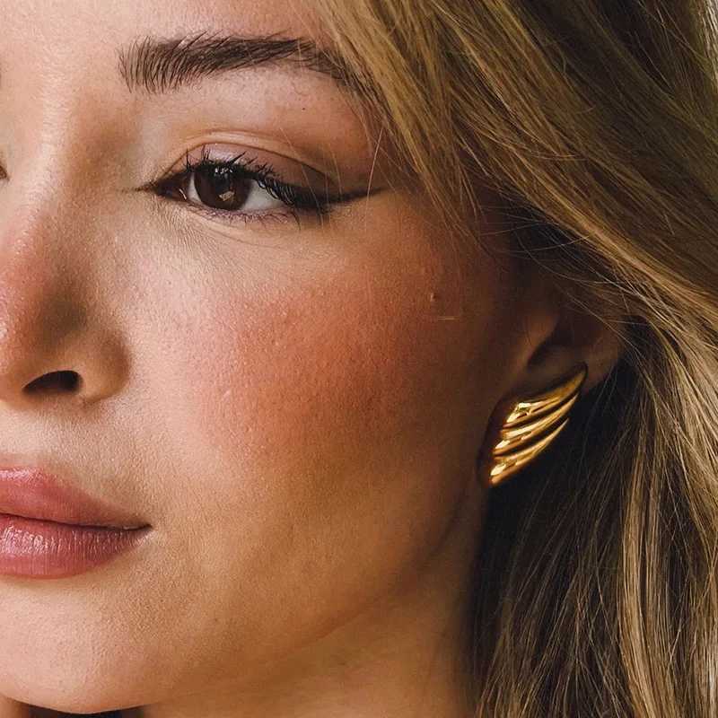 Vintage textured gold-plated stainless steel womens earrings with geometric circular distortion statement earrings fashion jewelry Bijoux Y250401