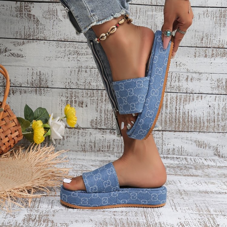 Free shipping designer Slippers for womans sandals fashion casual platform lady slider summer woman Beach Slides