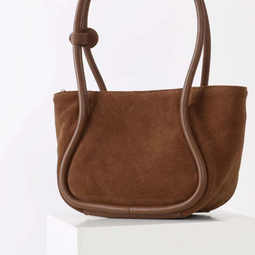 Luxury Bag Designer's New Matte Melard Tote Exquisite Niche One Shoulder Casual Cross Body Bag Trendy Beach Bag