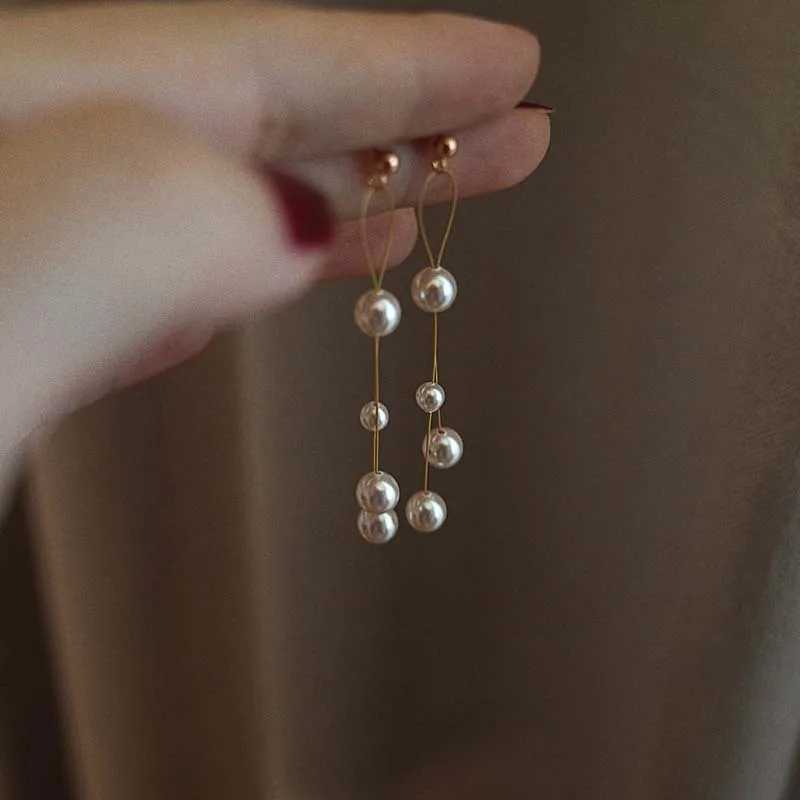 Korean Style Autumn And Winter Simple Long Imitation Pearl Dangle Earrings For Women Fashion Sweet Metal Jewelry Gifts Y250401