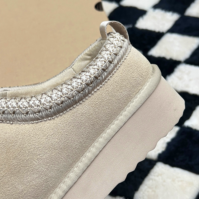 Slippers Designer Shoes Platform Slides Snow Boots Designer Womens Classics Ultra Mini Chestnut Wool Slides Fluffy Leather Women Slider Best Quality W