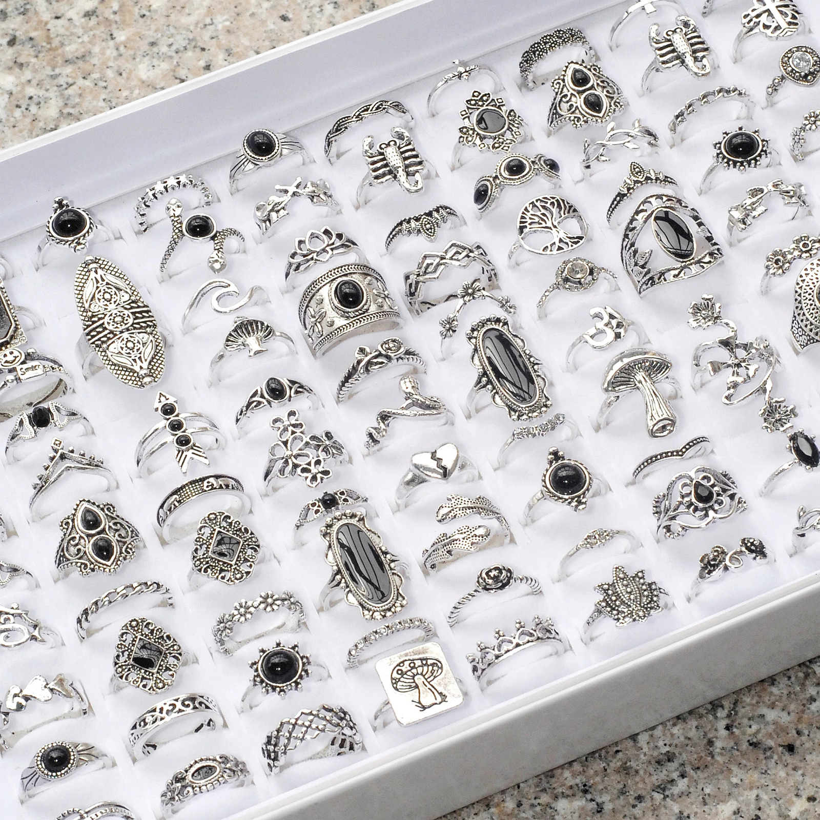 203050pcs Bulk Mix n Bohemia Vintage Rings For Women Ancient Silver Plated Metal Fashion Charms Party Gift Finger Jewelry 251031