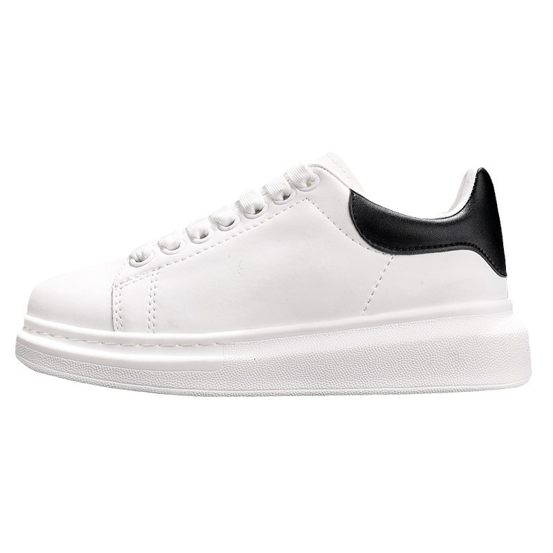 Designer's white thick soled shoes for both men and women, autumn and winter new casual height increasing sports shoes