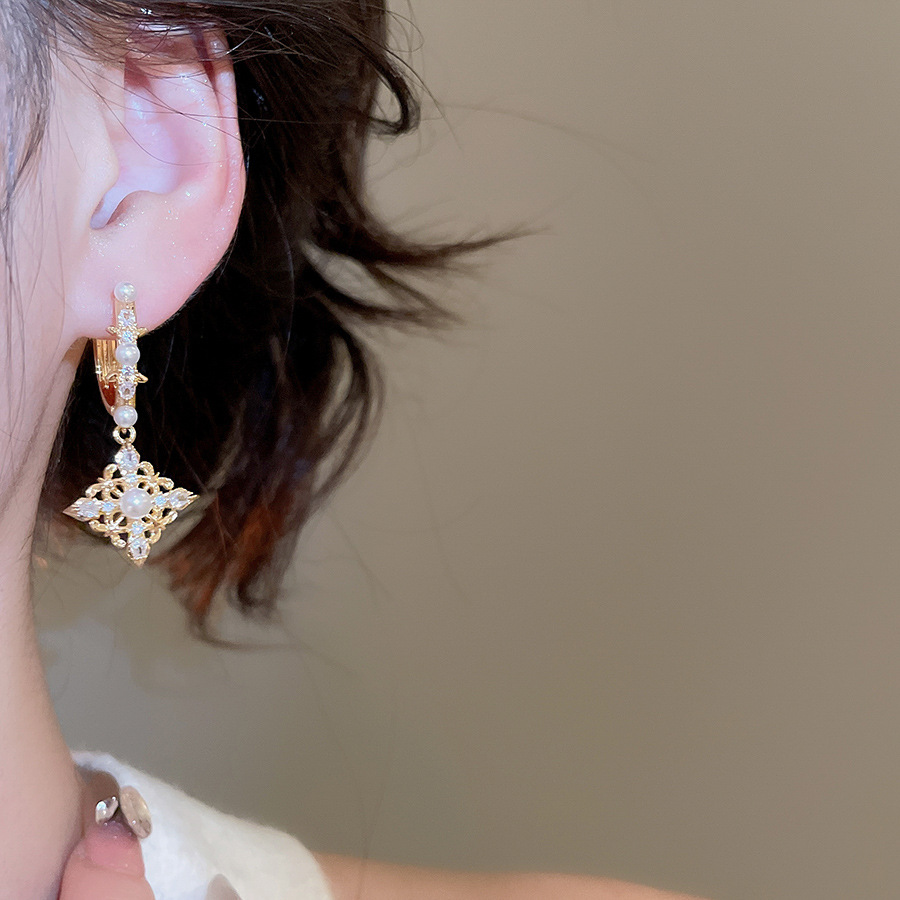 18K Real Gold Plated Zircon Rhombus Pearl Vintage Luxury High-end Niche Earrings for Women - view 6