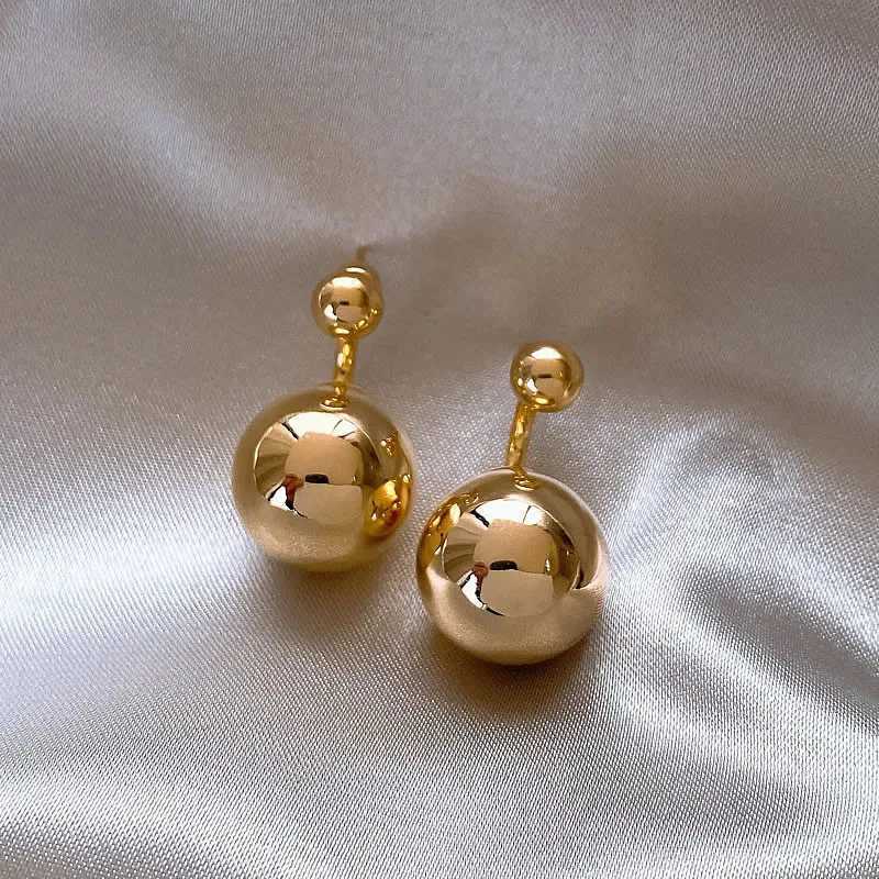 Womens tempered metal ball stud earrings Korean fashion elegant jewelry girls simple earrings Y250401