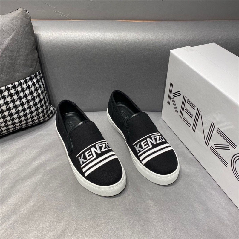 Designer Shoes 2025 New European Men's Shoes Men's Tiger Head Board Shoes Fashion And Versatile Casual Embroidery Summer Breathable Le Fu Sh